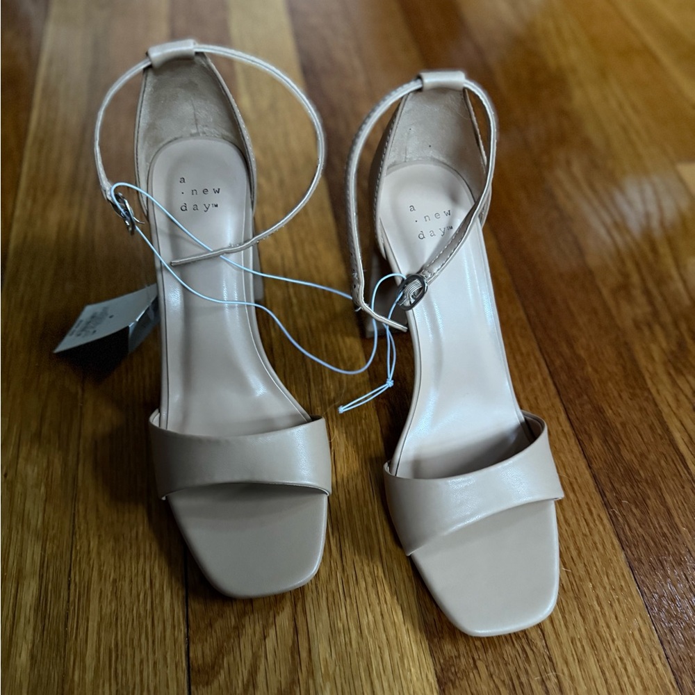 Tan heels